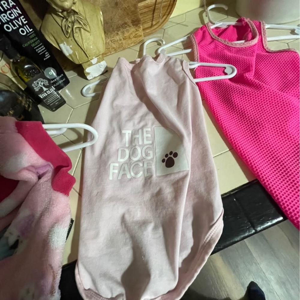 Pink doggy clothes - Picture 5 of 6